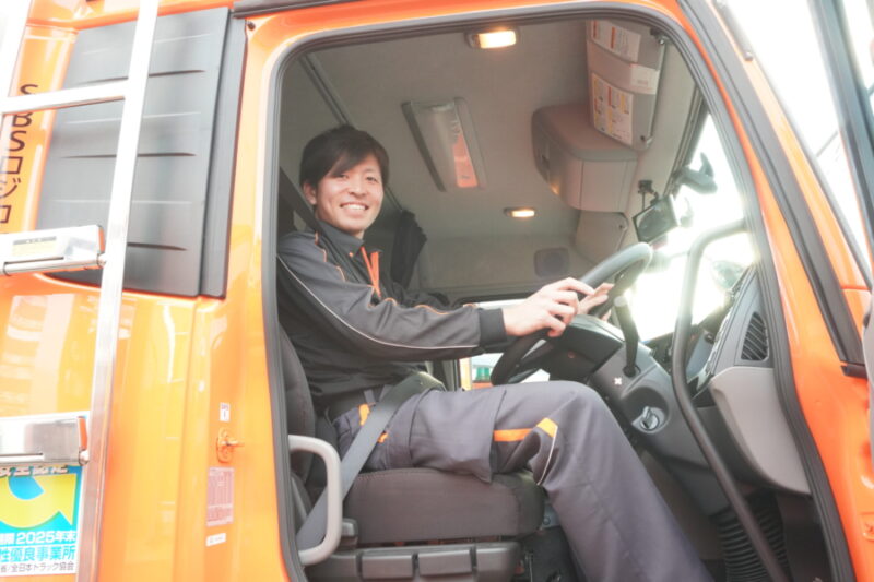 SBSロジコム株式会社 横浜金沢物流センター支店（大型車）