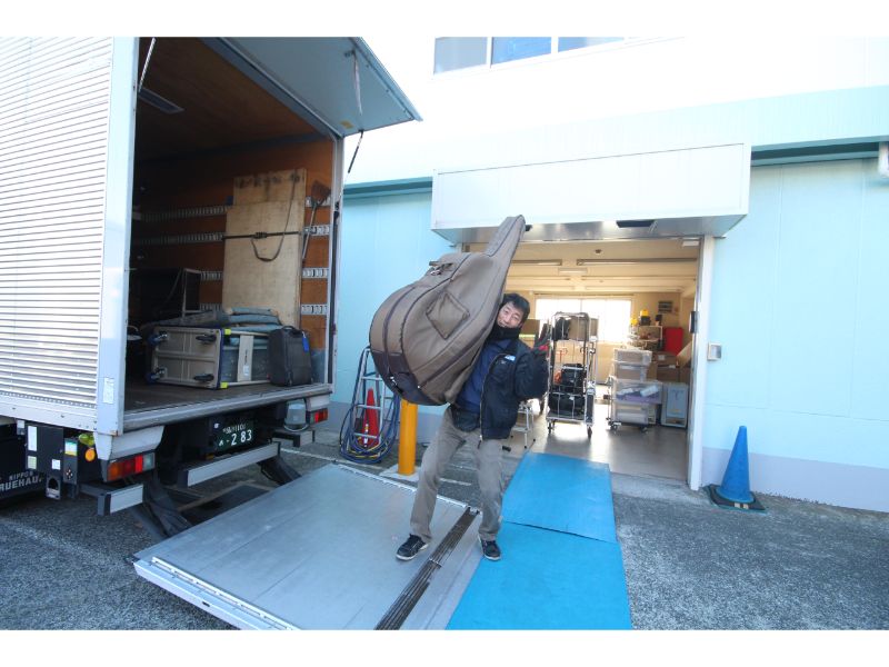 田中陸運株式会社《輸送ドライバー:楽器》