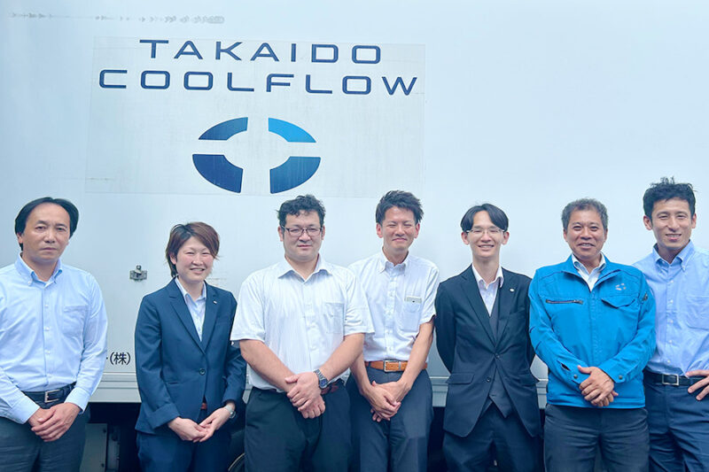 TAKAIDOクールフロー株式会社 厚木物流センター 大型ドライバー